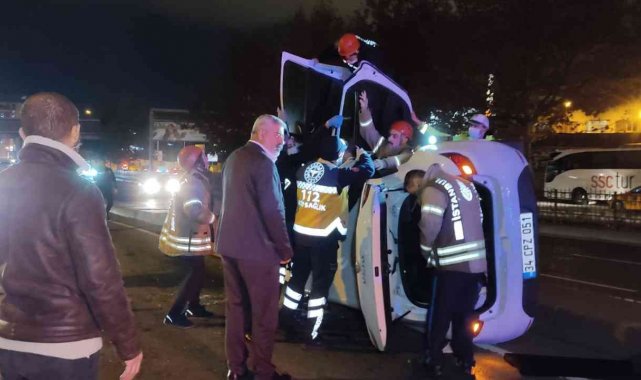 Şişli'de otomobil refüje çarpıp takla attı: 2 yaralı
