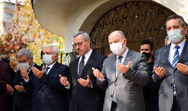 Sütçü İmam kabri başında dualarla anıldı