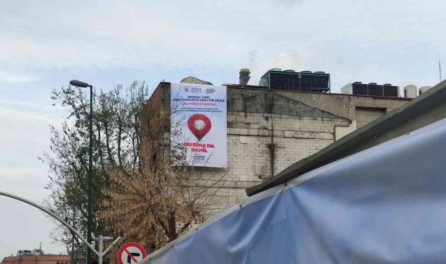 Tarihi ortaya çıkartmak için belediye o binayı da yıkacak