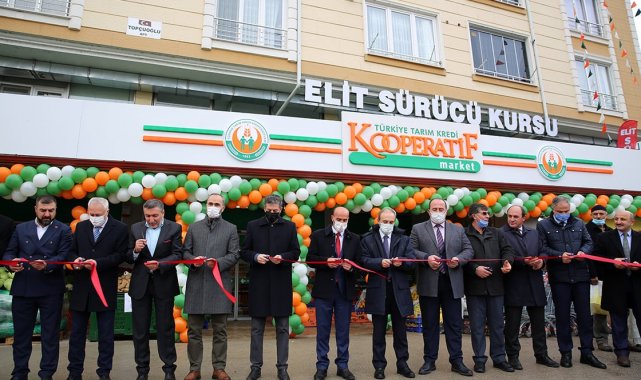 Tarım Kredi Kooperatif marketlerinin 571. şubesi Bayburt'ta açıldı