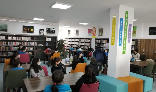 Tekkeköy İlçe Halk Kütüphanesi yenilenen yüzüyle ilgi görüyor