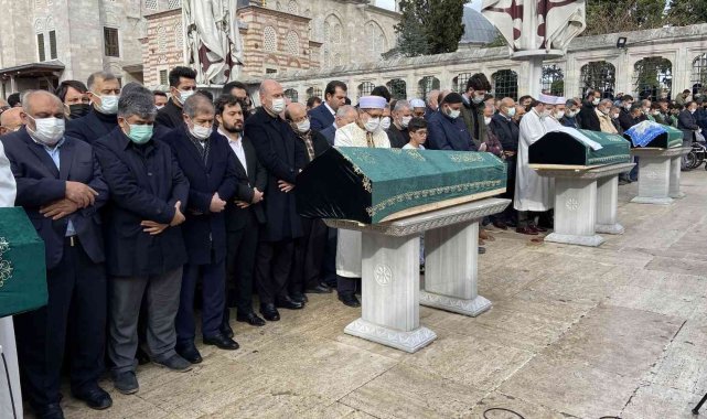 Teknoloji kampı yolunda geçirdikleri kazada hayatını kaybeden İHH gönüllüleri son yolculuklarına uğurlandı