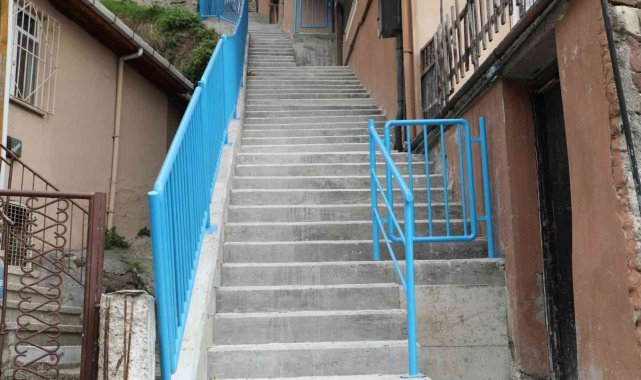Terzibayırı Mahallesi'ne yeni merdiven