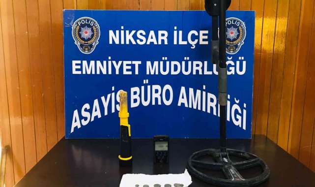 Tokat'ta define avcıları kaçmaya çalışırken yakalandı