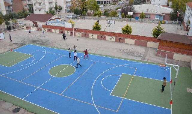 Tokat'ta voleybol ve basketbol sahası olmayan okul kalmayacak