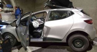 Tünelde otomobil kamyona arkadan çarptı: 1 yaralı