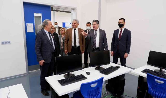 Ulu: "Meslek lisemiz sanayimizin ihtiyaçlarını giderecektir"