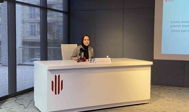 Ümraniye'de kadına yönelik şiddete 'hayır' denildi