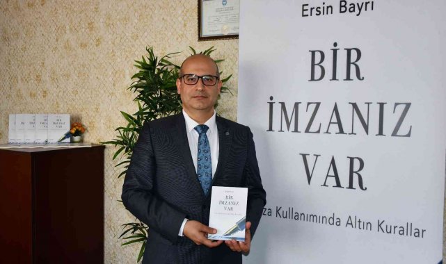 Yayımlanan kitabı ile 'imza'ya dikkat çekti