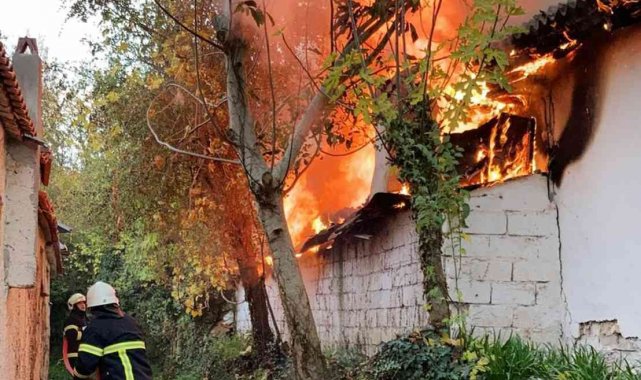 Yayla evinde yangın