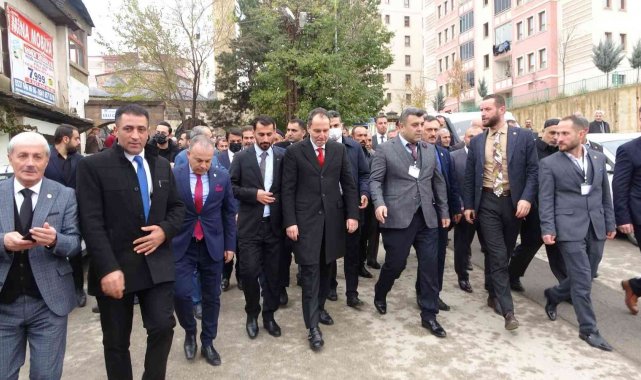 Yeniden Refah Partisi Genel Başkanı Erbakan Muş'ta