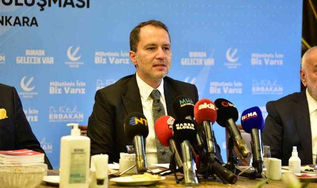 Yeniden Refah Partisi Lideri Erbakan: "İnşallah seçimlerde bir büyük sürpriz daha yapacağız"