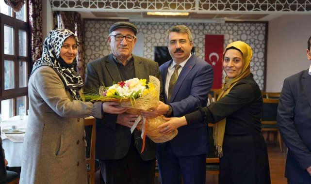 Yılmaz'dan ilkokul öğretmenine sürpriz