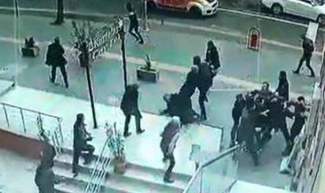 1 kişinin öldüğü, 4 kişinin yaralandığı kavga güvenlik kamerasına yansıdı