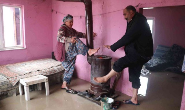 11 gün sonra düğünü vardı, gelinin çeyizi sel sularına kapıldı