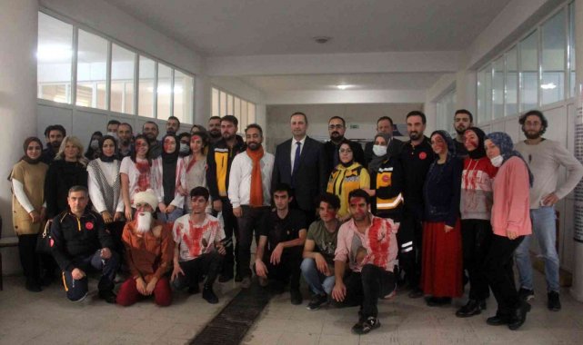 112 personelinden gerçeği aratmayan tatbikat