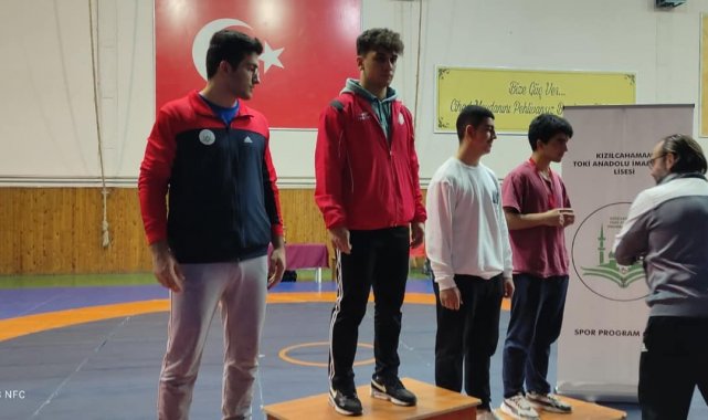 1308 Osmaneli Belediye Spor güreşçisi 1. oldu
