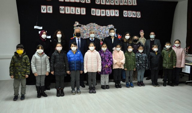 15 Temmuz ruhunu kağıtlara resmettiler