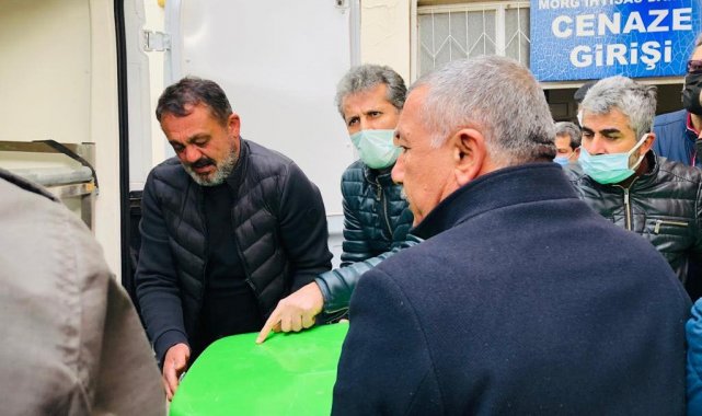 16 yaşında kalbine yenik düştü