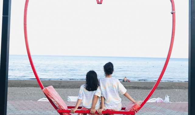 16 yaşındaki lise öğrencisi salıncaktan kafa üstü düşerek hayatını kaybetti