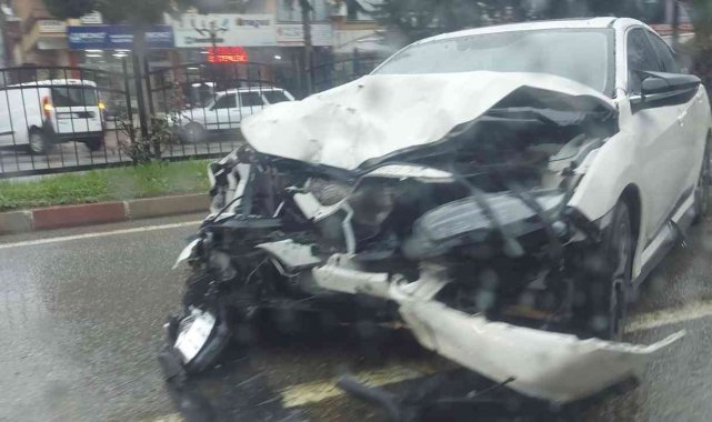 19 Mayıs'ta trafik kazası: 1 yaralı