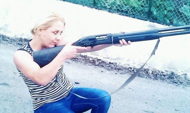 2 çocuk annesine sokak ortasında kurşun yağdırdı