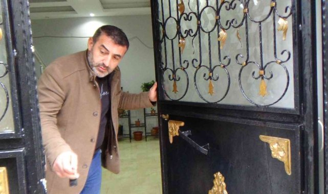 2 kadın girdikleri evin kasasından 4 bin dolar ve 250 gram altın çaldı