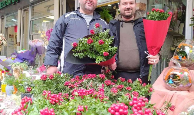 25 liraya ev sahibi olmak için çiçekçiye akın ediyorlar