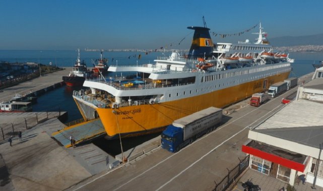 25 yıllık aranın ardından Libya'dan gelen ilk yolcu gemisi İzmir'den ayrıldı