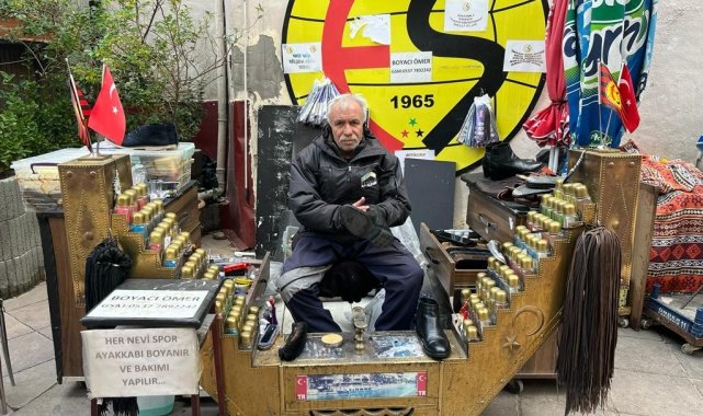 25 yıllık ayakkabı boyacısının kış mevsiminde işi daha zor