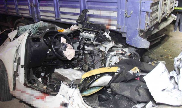 3 gencin öldüğü feci kazada yürek burkan detay