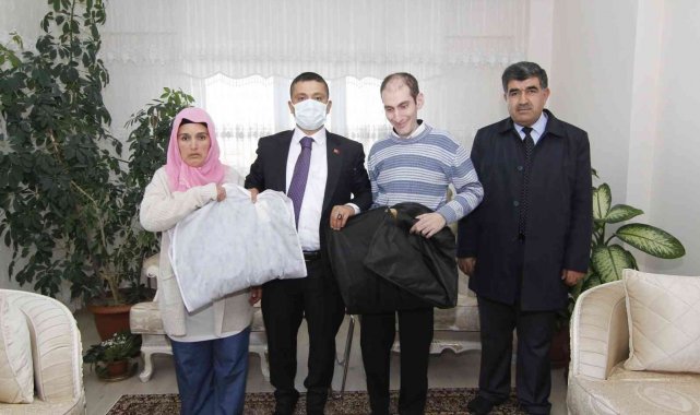 33 yaşındaki engelli Akçay nişanlandı