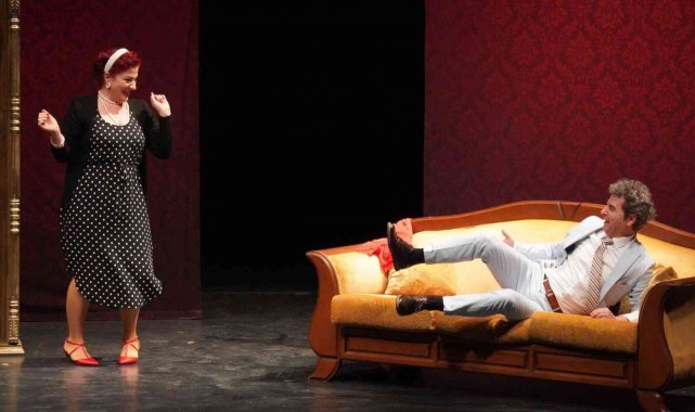 'Hırsız' isimli tiyatro oyunu Bilecik'te sahnelendi