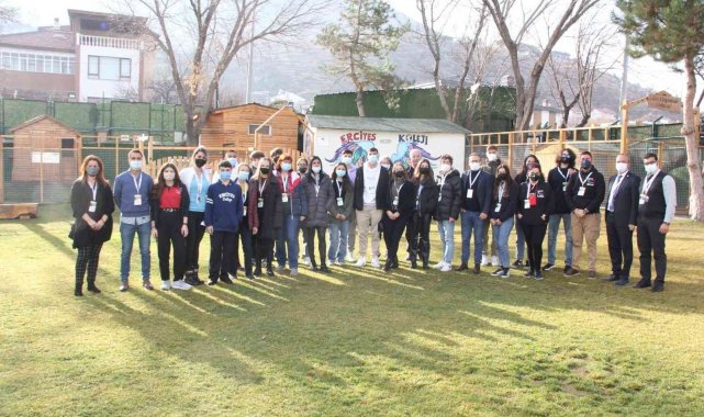 4 ülkenin öğrencileri Erciyes Koleji'nin misafiri