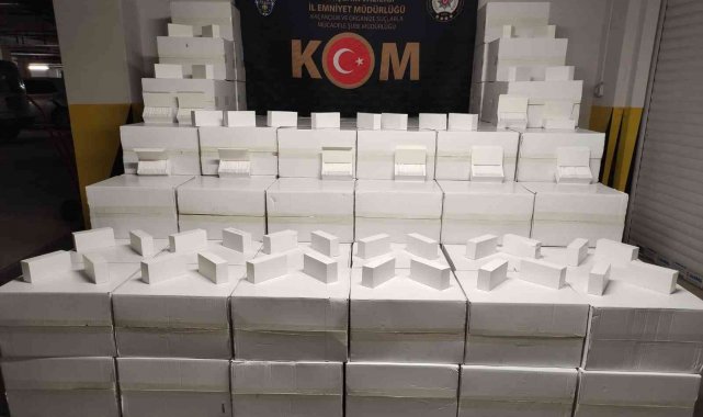 5 milyon 634 bin dal bandrolsüz kaçak makaron ele geçirildi