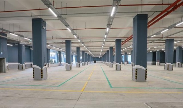 500 Evler Pazarı, kapalı pazar alanına taşınıyor