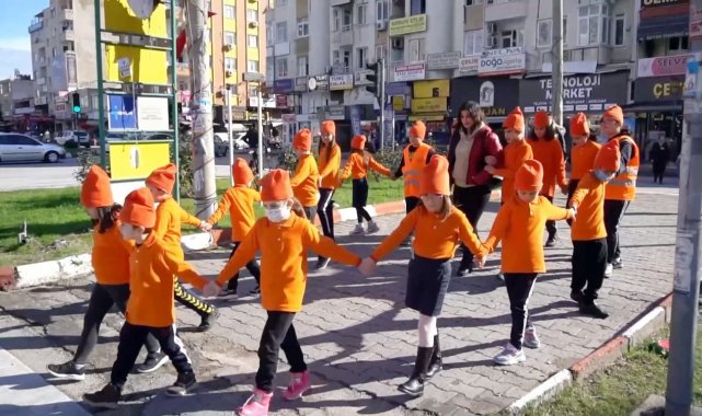 500 öğrenci "Gayemiz İyilik" hareketini başlattı