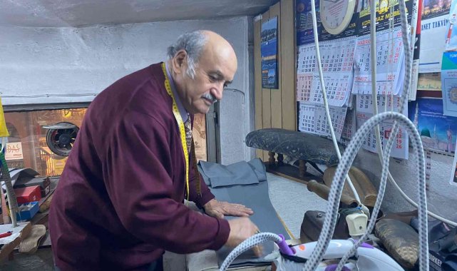 61 yıllık terzi, annesinden öğrendiği mesleğinin son temsilcisi oldu