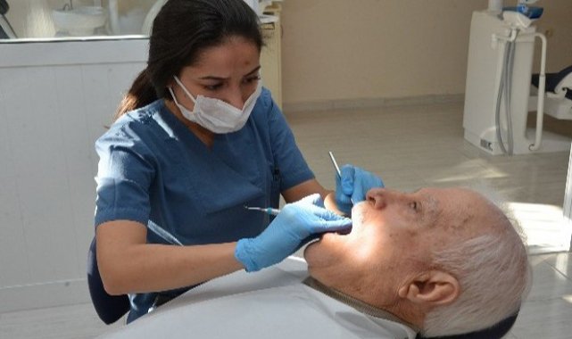70 yaş ve üstü bireylerde ortalama diş sayısı 3.7