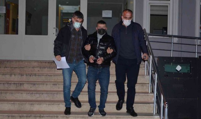 8 yıl hapis cezası olan şahıs ruhsatsız silahla yakalandı