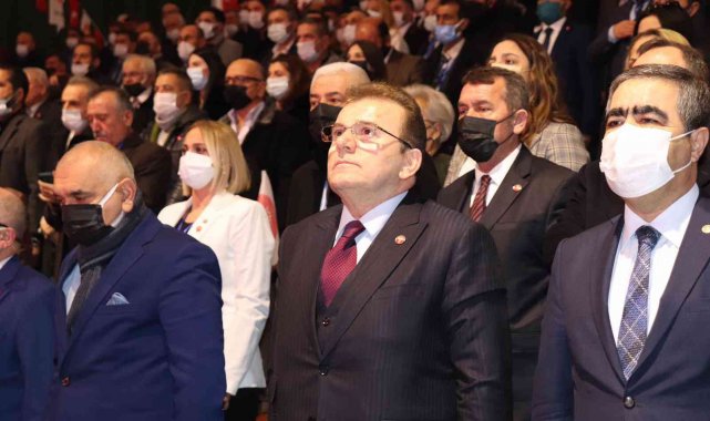 Adalet Partisi 3. Olağan Büyük Kongresi&#039;nde Vecdet Öz Genel Başkan seçildi