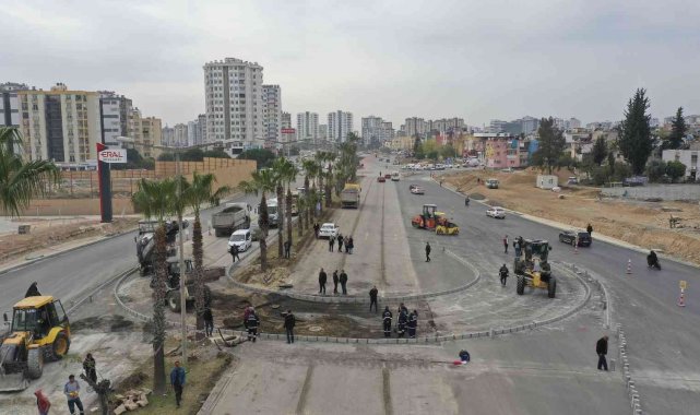 Adana'da trafiğin sıkıştığı 26 noktada çalışma