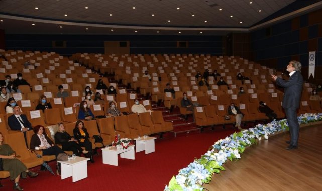 ADÜ'de 'Bağımlılıklar ve Bağımlı Birey ile İletişim Paneli' gerçekleşti