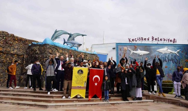 Afrika'dan geldiler, Deniz Dünyası'nı gezdiler