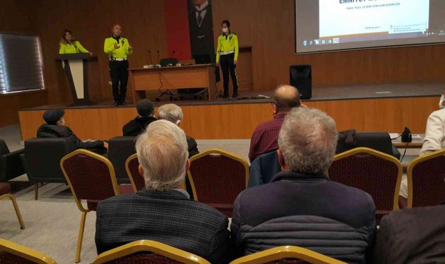 Afyonkarahisar'da '2021 Yılı Fahri Trafik Müfettişleri 2. Değerlendirme Toplantısı'