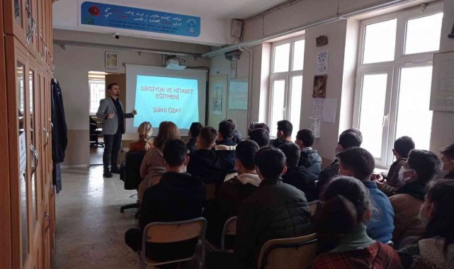 Afyonkarahisar'da diksiyon ve hitabet eğitimi