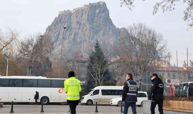 Afyonkarahisar'da yılbaşında bin 376 personel görev yapacak