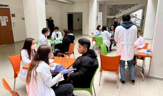 Ağız ve diş sağlığı topluluğundan "ADİT Kampüste-Ağız Taraması Günleri" projesi