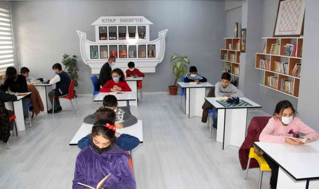 Ağrı, 554 okula kütüphane kurarak ülke genelinde birinci oldu