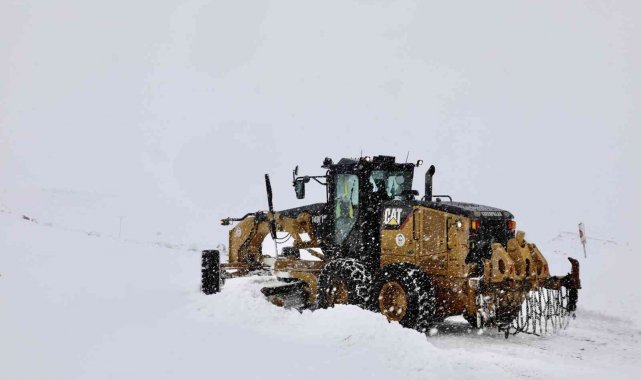 Ağrı'da 69 köy yolu kar nedeniyle ulaşıma kapandı